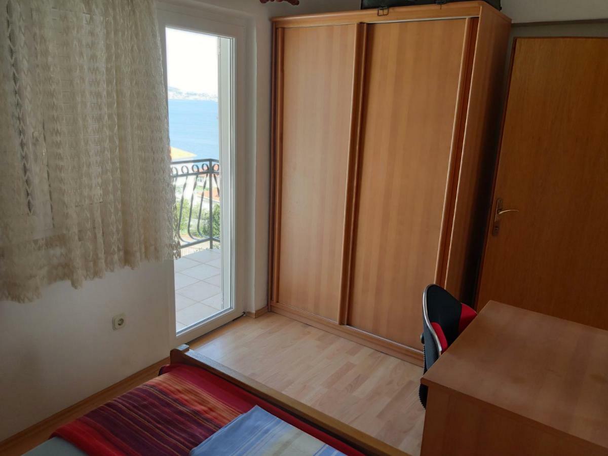 Eva Apartment 1 Trogir Exteriör bild