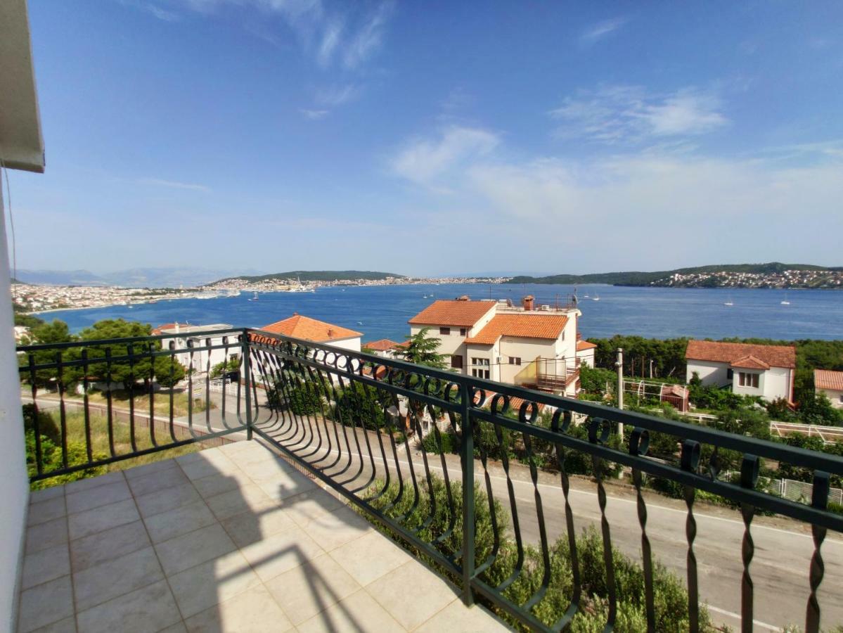 Eva Apartment 1 Trogir Exteriör bild