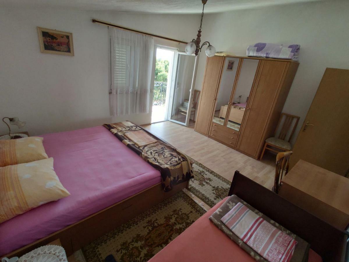 Eva Apartment 1 Trogir Exteriör bild